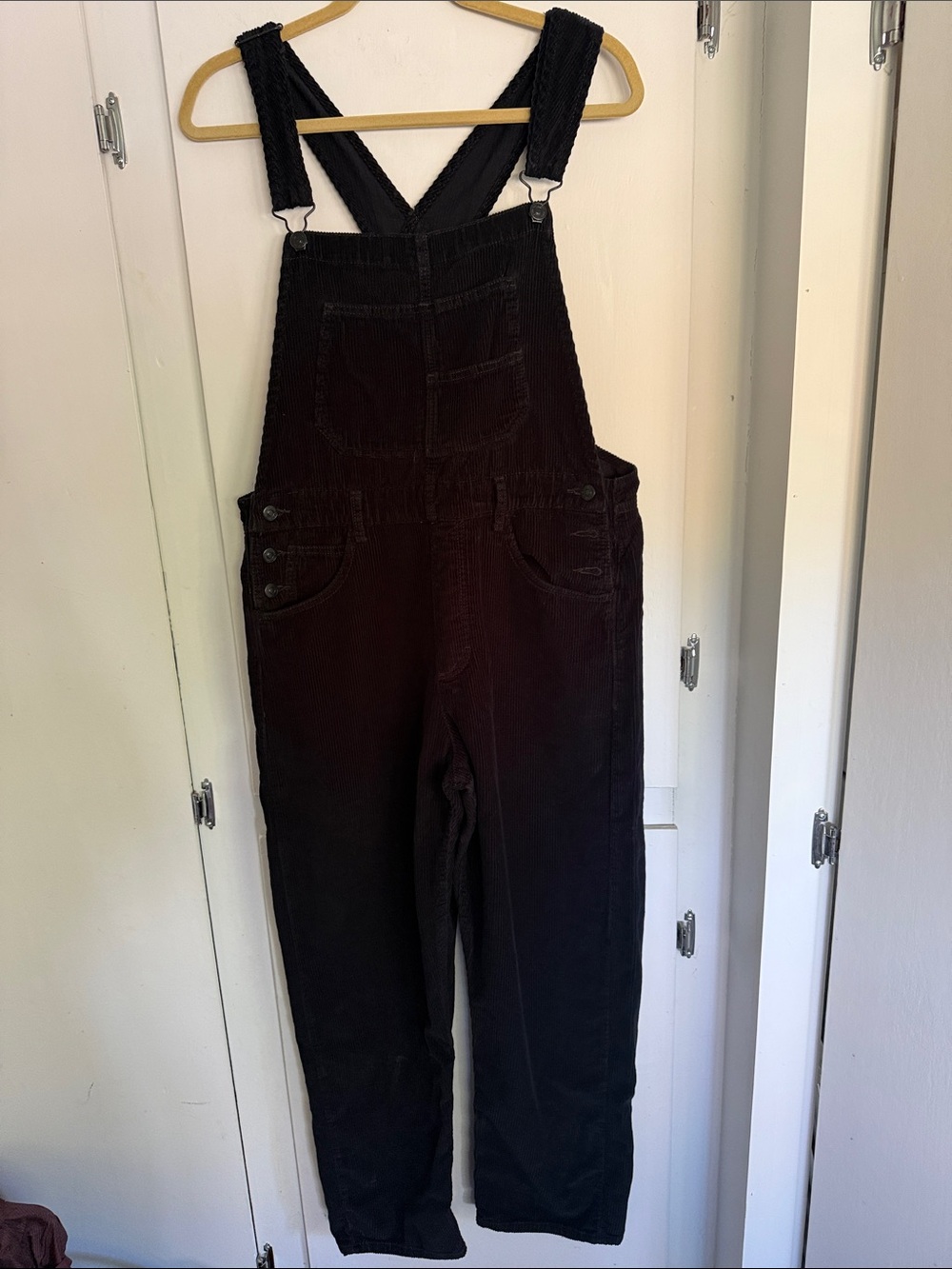Free People size M Black Women's Corduroy Overalls - Classic Fit